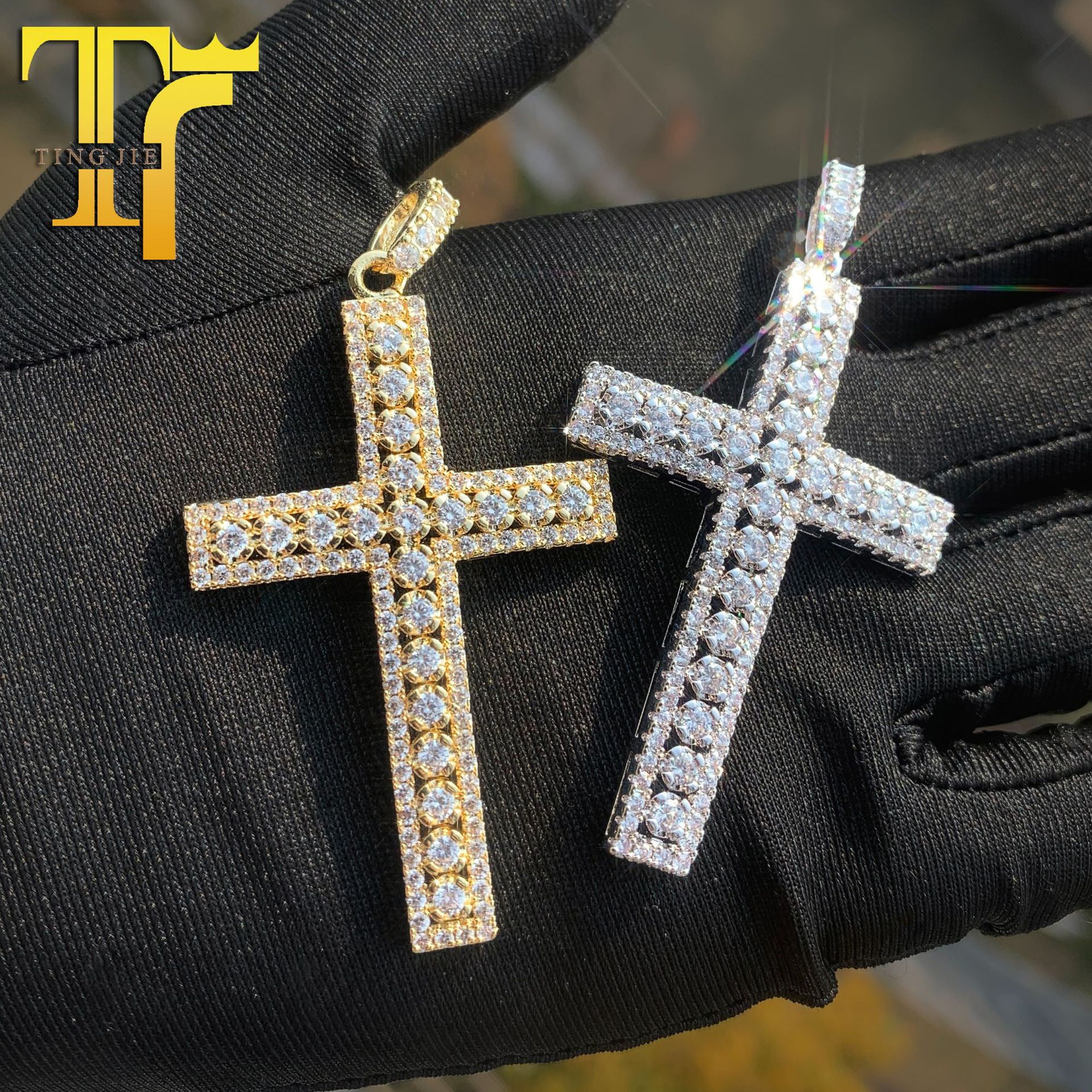 Hip hop all-match cross necklace pendant unisex copper inlaid zircon niche personality diamond pendant jewelry wholesale
