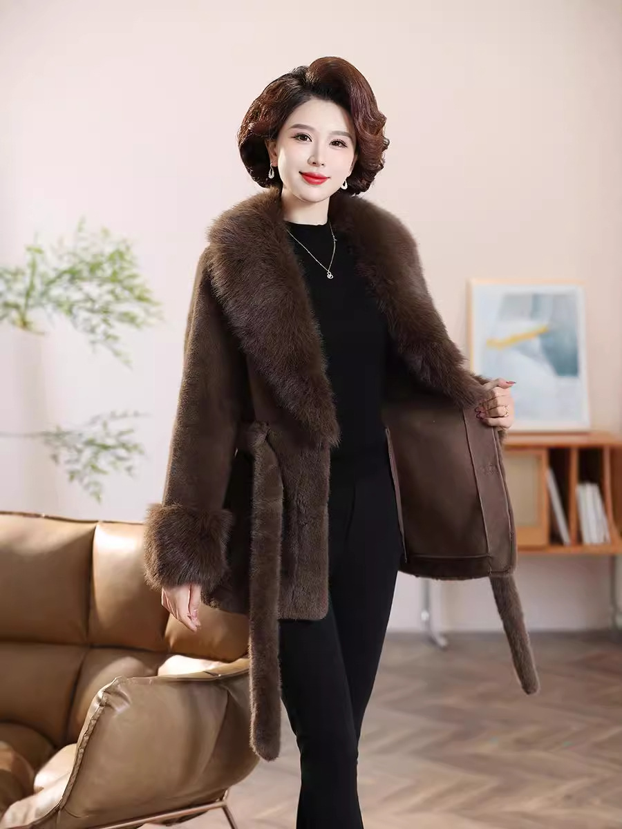 Picture of Mother Dress Female Mink 2024 New Fur Middle-aged Women's Thickened Fashionable Elegant Belt Fur Warm Coat
