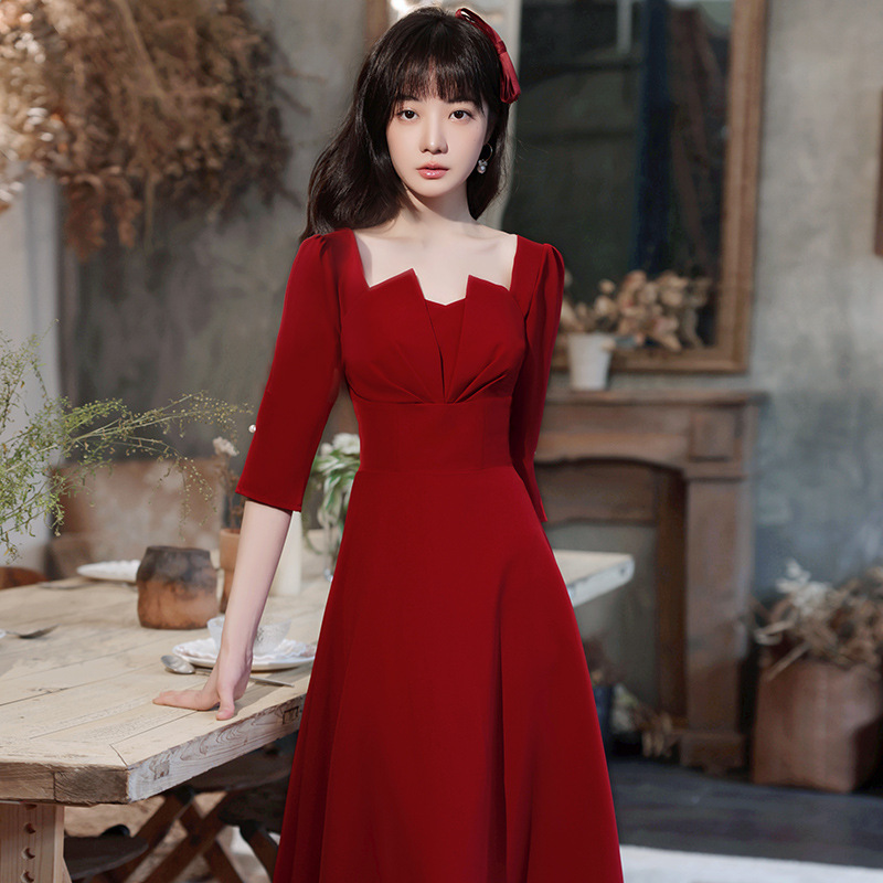 Elegant Dress for Spring 2025 Wedding, Mid-Sleeve Square Neck Mid-Length Toast Dress, Bridal Gown with a Grand Atmosphere