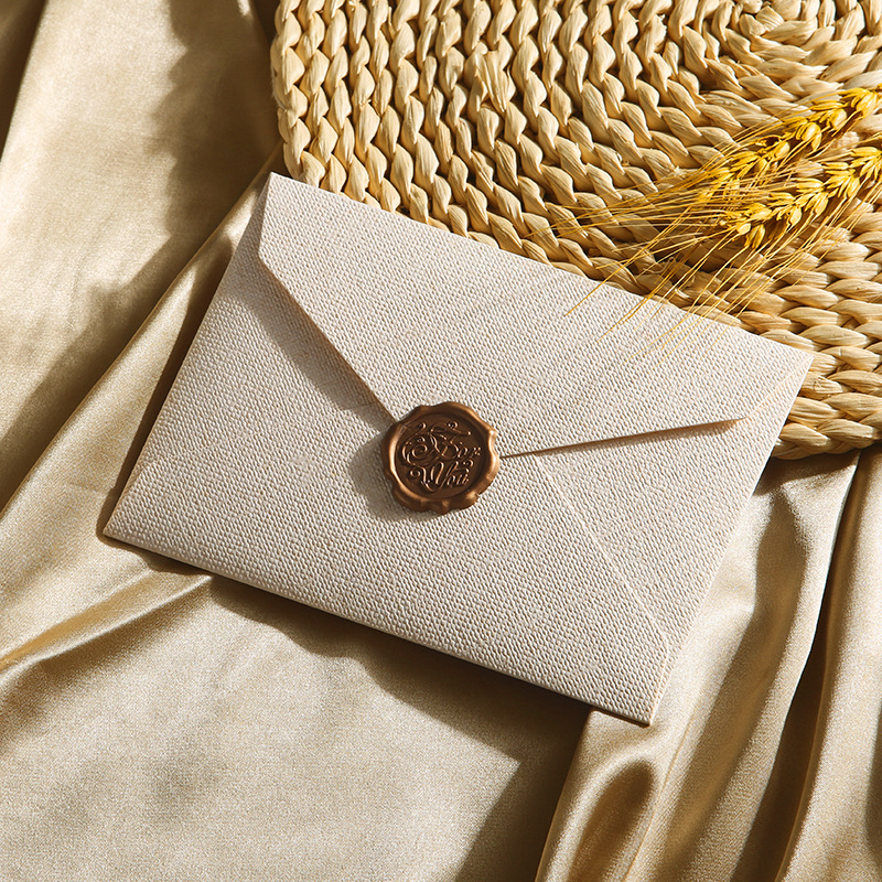 Picture of Letterhead Envelope Set Thickened linen Envelope Handwritten Love Letters for Male Girlfriend to Confess Birthday Greeting Card Exquisite Letterhead