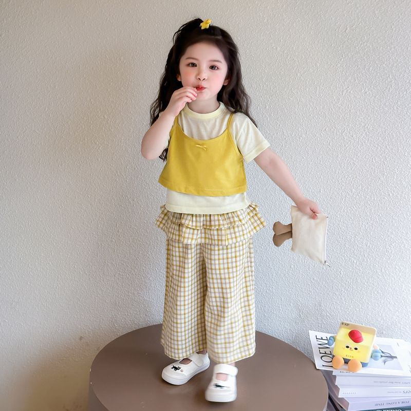 Girls' Korean-style Prellis Skirt Trousers Set Children's Summer New Fashionable Short-sleeved Shirt Three-piece Set