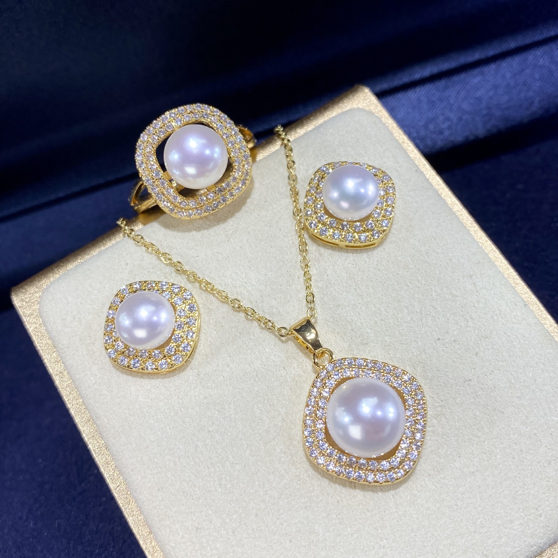Natural Freshwater Pearl suit Three-piece Set Women's Square Full Diamond Ring Earrings Pendant Strong Light S925 Tremella Needle