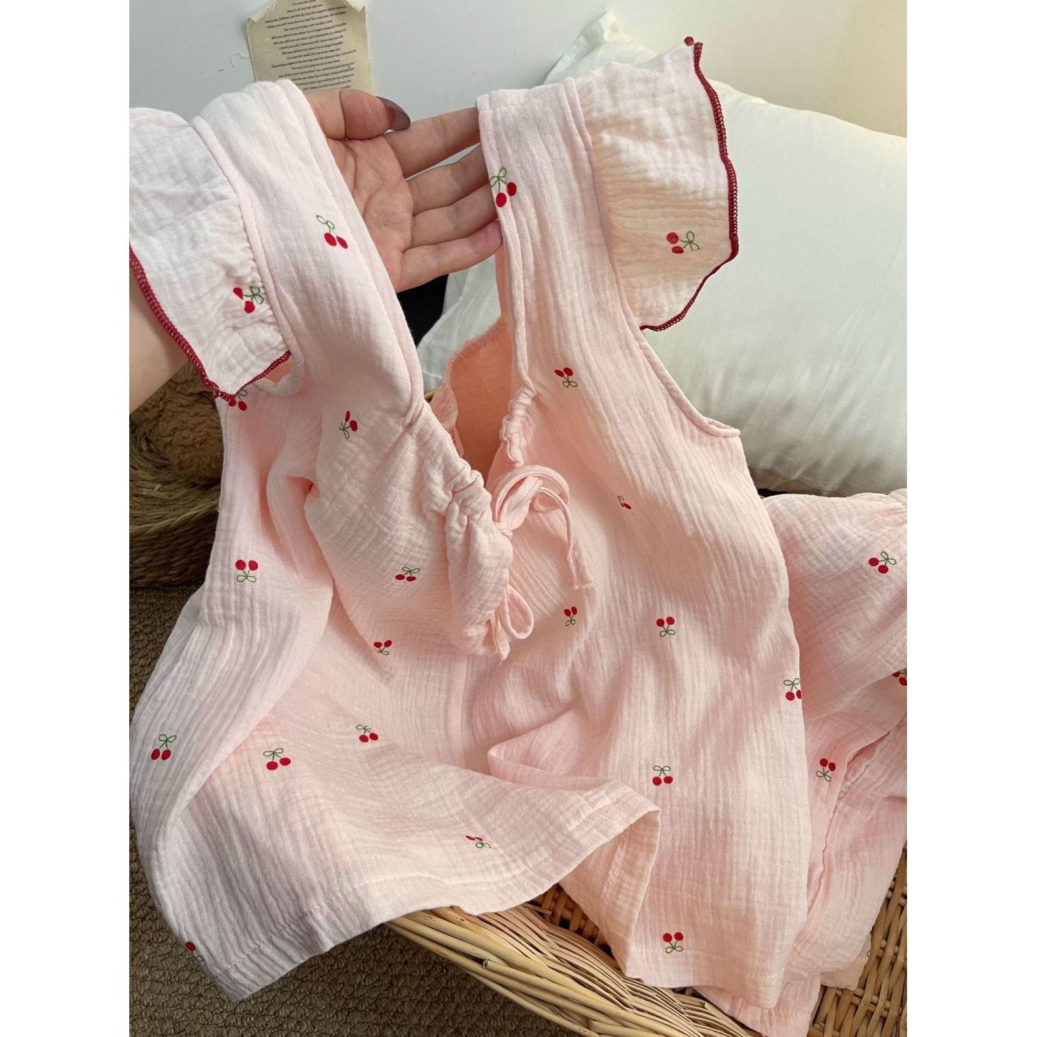 2025 New Sweet and Cute Cherry Soft Waxy Cotton Pajamas Women's Summer Suspender Shorts Set Home Clothes