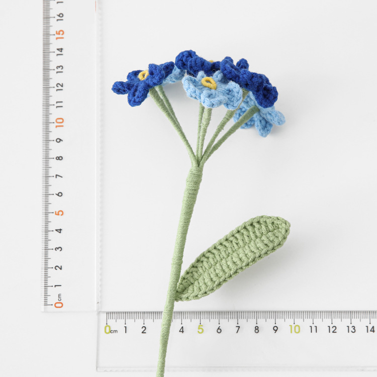 Picture of Small fresh hand-woven snow Phil wire gradient color forget-me-not flower branches for teachers, girlfriends, relatives and friends finished flowers