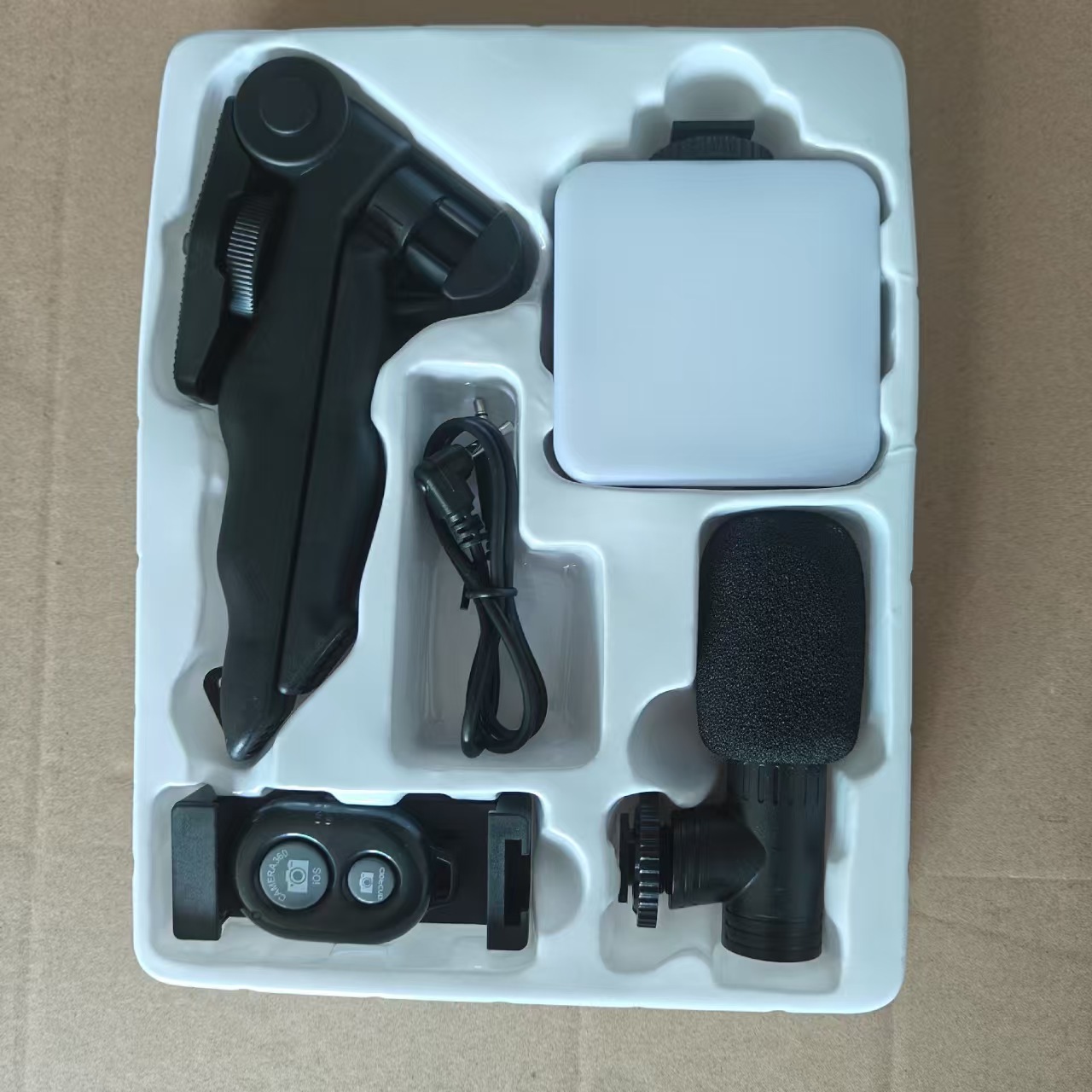 Picture of Cross-border desktop beauty leg pocket fill light with microphone suit SLR conference light handheld photography with microphone