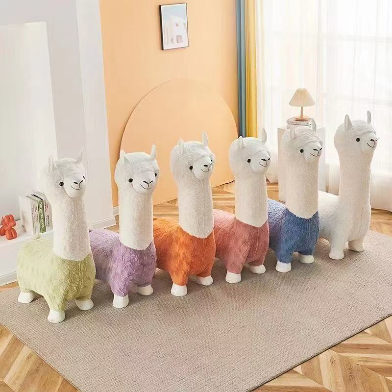 Oversized creative alpaca stool, light luxury animal stool, floor-to-ceiling living room ornament, Nordic style shoe change stool, festival