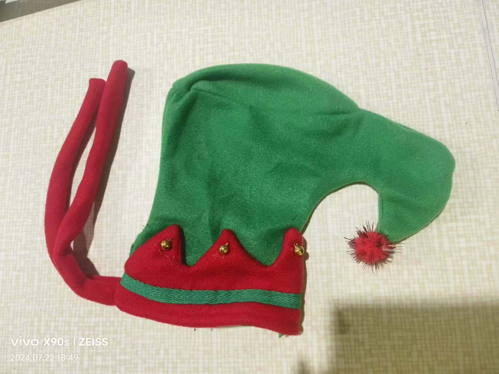 Picture of New Christmas decorations Christmas holiday costumes Christmas kitchen apron family party supplies hat