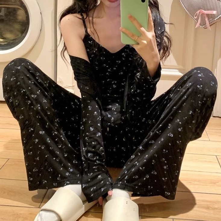 Ice Silk Thread with Chest Pad Small Floral Pajamas Women's Spring Long Sleeve Sling V-neck Home Clothes Three-piece Suit Summer