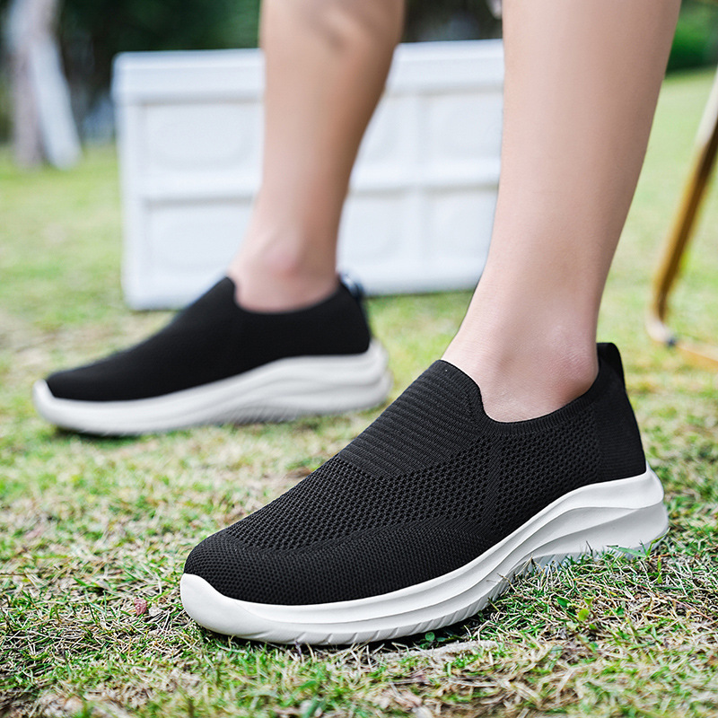 Flip-on sneaker Men's Cross-border plus size Four-season Shoes Summer Breathable Casual sneaker Slip-on Men's Shoes