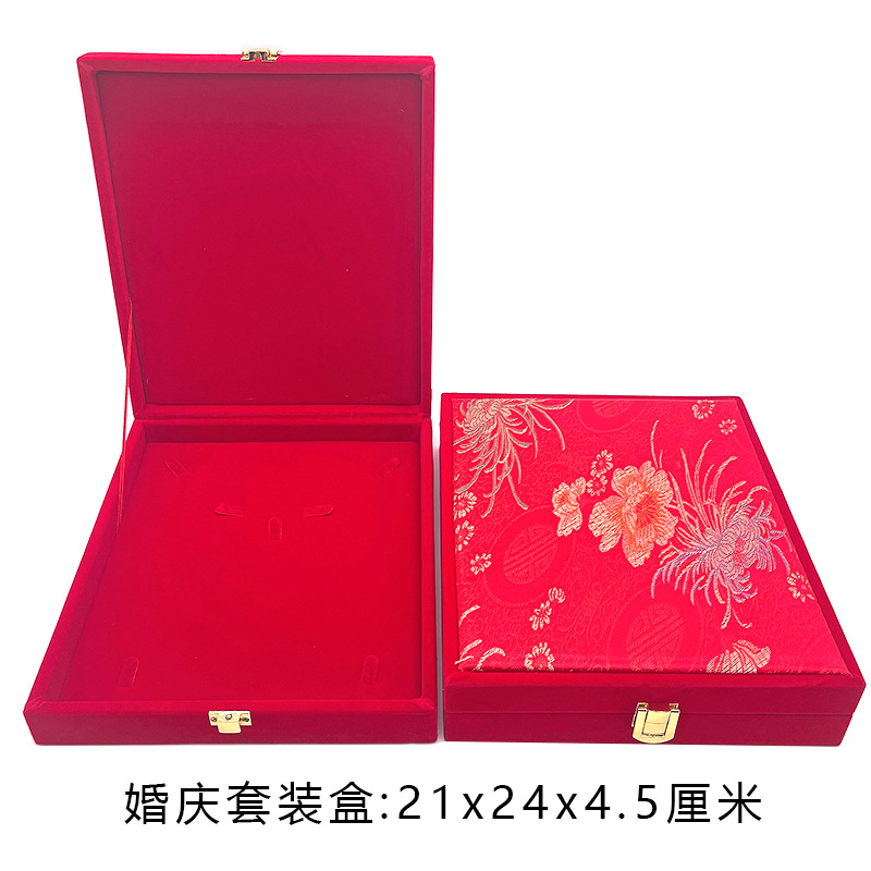 Red Right Angle Flannel Set Box Jewelry Box Large suit Plush Face Hardware Box Jewelry Necklace Storage Box