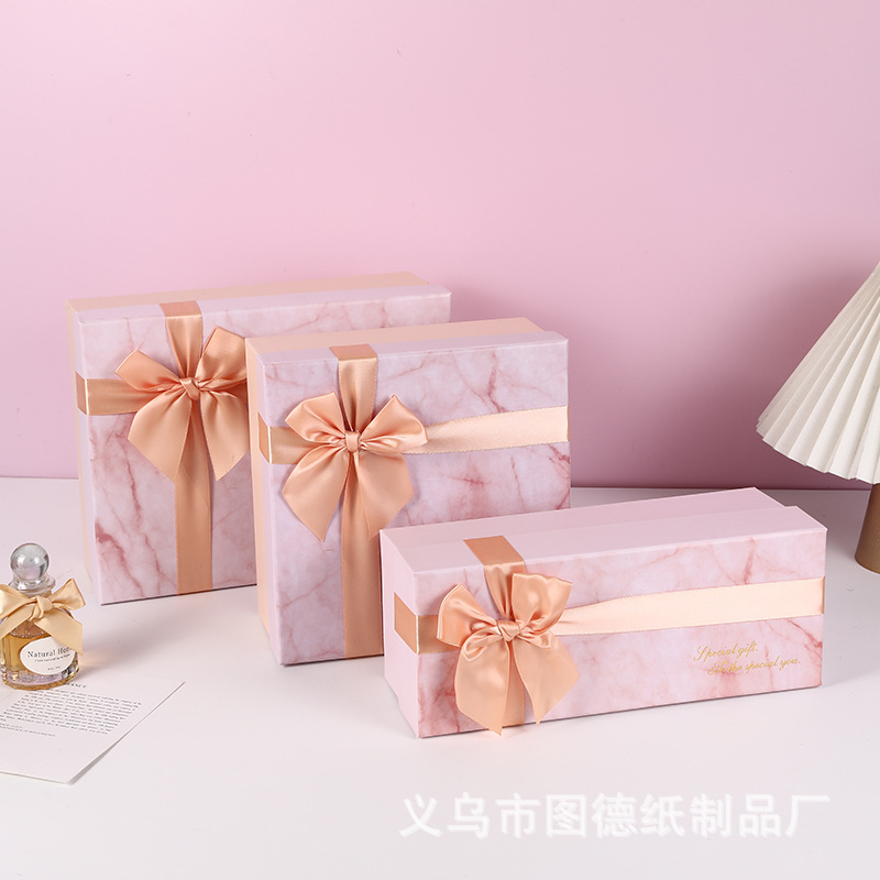 Bow Gift Box Scented Tea Packaging Box for Girlfriend's Birthday Gift Box Tea Pink Hand Gift Box Candy Box
