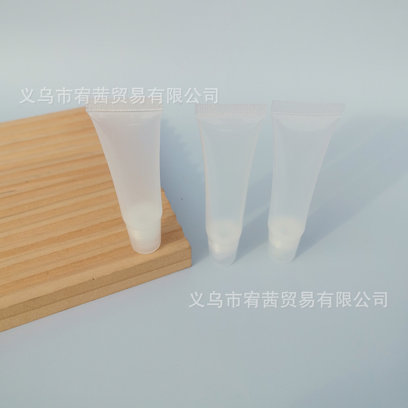 Picture of Hose Oblique Lip Cream Bottle Lotion Eye Cream Small Bottle Honey Lip Mask Sub-Bottle Multi-Specification Pe Sub-Bottle