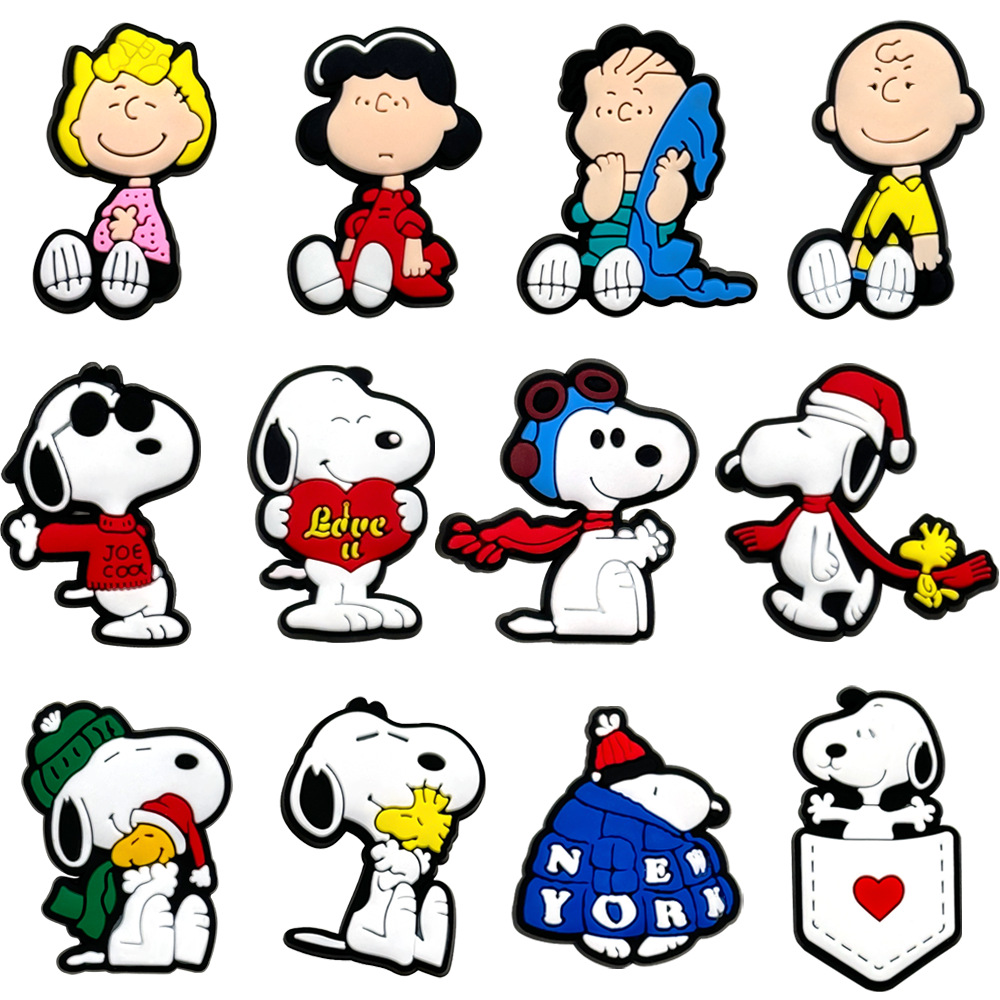 suit Snoopy Shoes Flower Snoopy Shoes Flower Hole Shoes Accessories Shoe Buckle PVC Soft Garden Shoes Decorative Buckle
