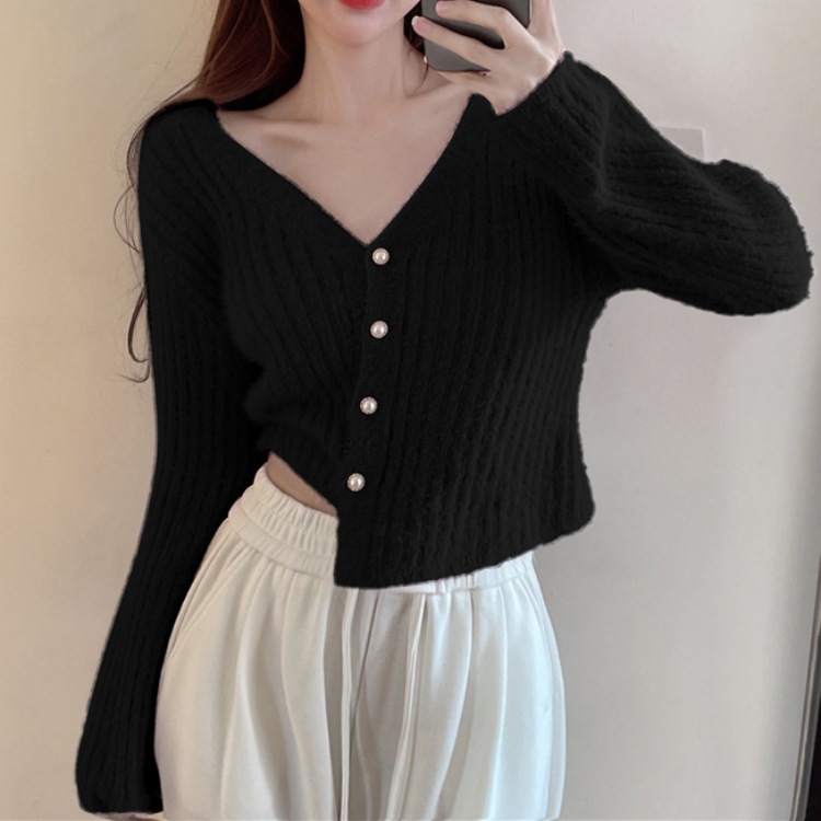 Picture of Autumn and Winter New French Style Imitation Mink Pearl Button Sweater Design Niche Short Knitted Cardigan Top for Women