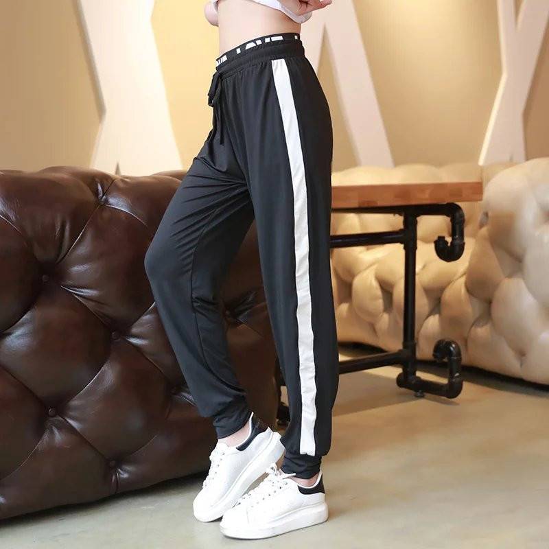 Picture of 2025 New Yoga Pants Sports Quick-Drying Running Loose Nine-Point High-Waist Training Large Size Breathable Fitness Pants for Women