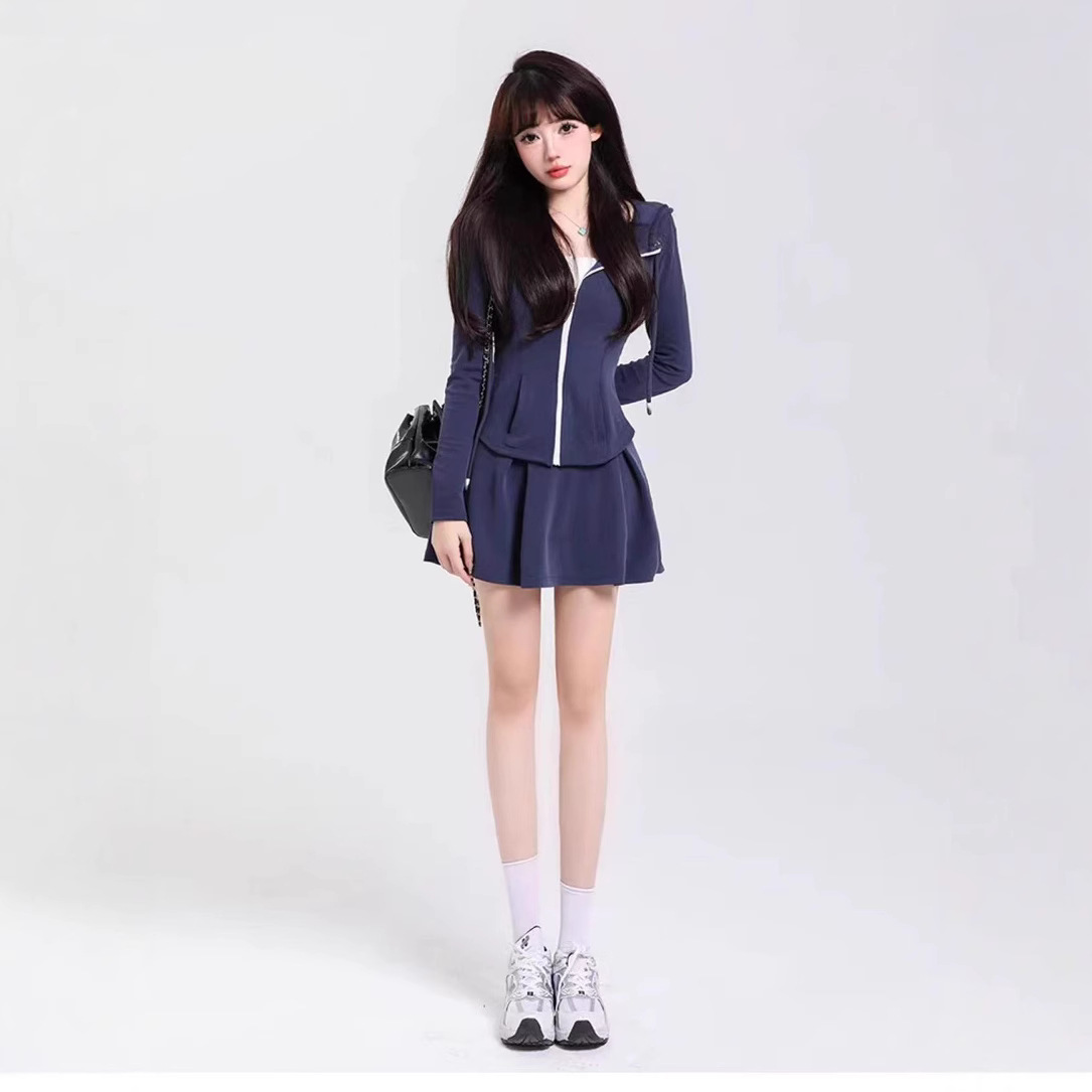 2024 early autumn new small girl college style hooded sweater coat pleated skirt casual sports suit women