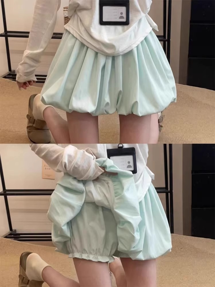 Black puffy flower bud short skirt for women, summer high-waisted loose slimming A-line lantern pants, petite figure anti-exposure midi skirt