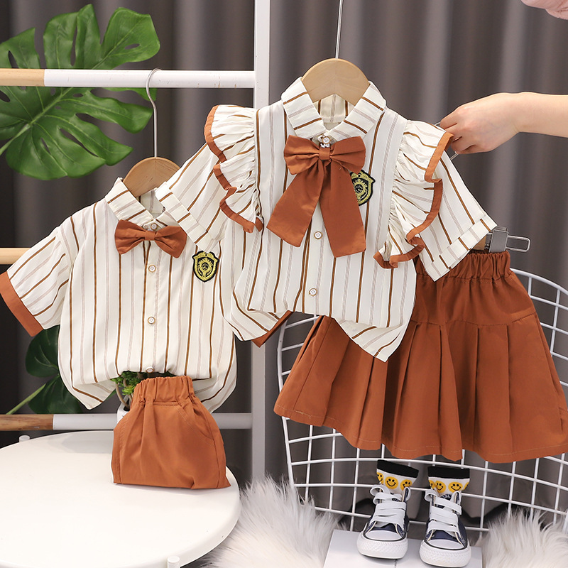 Foreign trade boys and girls short sleeve suit summer summer new baby cute baby brother and sister vertical strip shirt suit tide