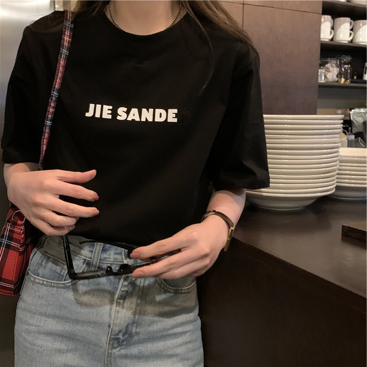 White Short-sleeved T-shirt Women's Summer 2023 New Design Sense American-style Loose Age-reducing Slimming Student Loose Top