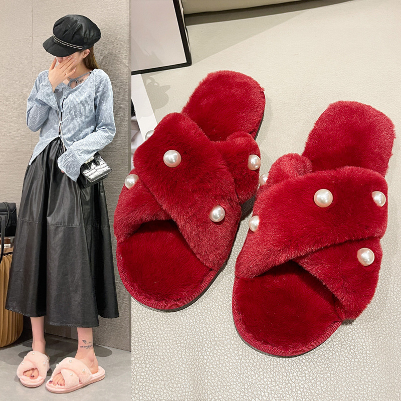 Picture of Foreign Trade New Fashion Pearl Home Home Maomao Slippers Women's Warm Flat Heel Cross Slippers Autumn and Winter Cross-Border