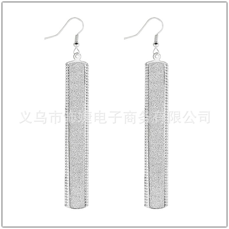 Picture of European and American Fashion Minimalist Nightclub Punk Style Geometric Frosted Strip Shape Earrings Accessories Gifts