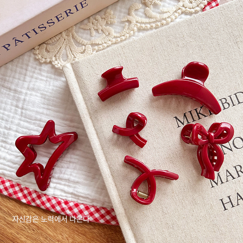 Korean version of small size acrylic grip clip new jelly color bangs shark clip hairpin cute Joker hairpin wholesale women