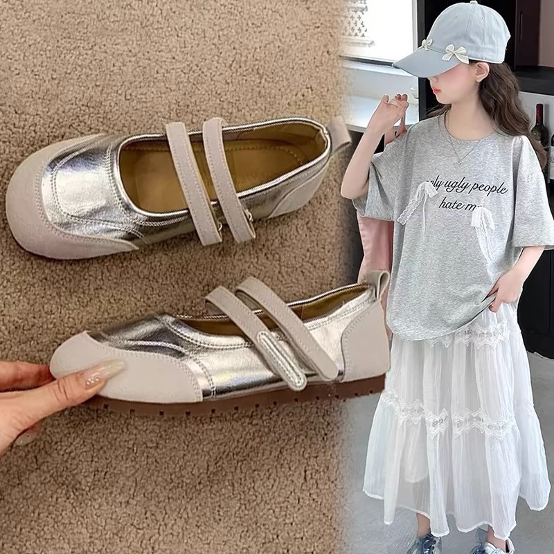 Girls' small leather shoes 2025 new princess-style soft-soled single shoes with skirts in summer with silver beanie shoes and children's shoes