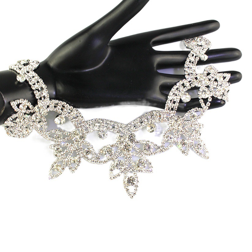Fashion heavy industry silver rhinestone wedding dress accessories round neck dress decoration clothing accessories