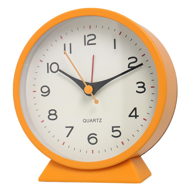 Modern simple metal small alarm clock children's creative bedside luminous desk clock desktop mute student clock wholesale