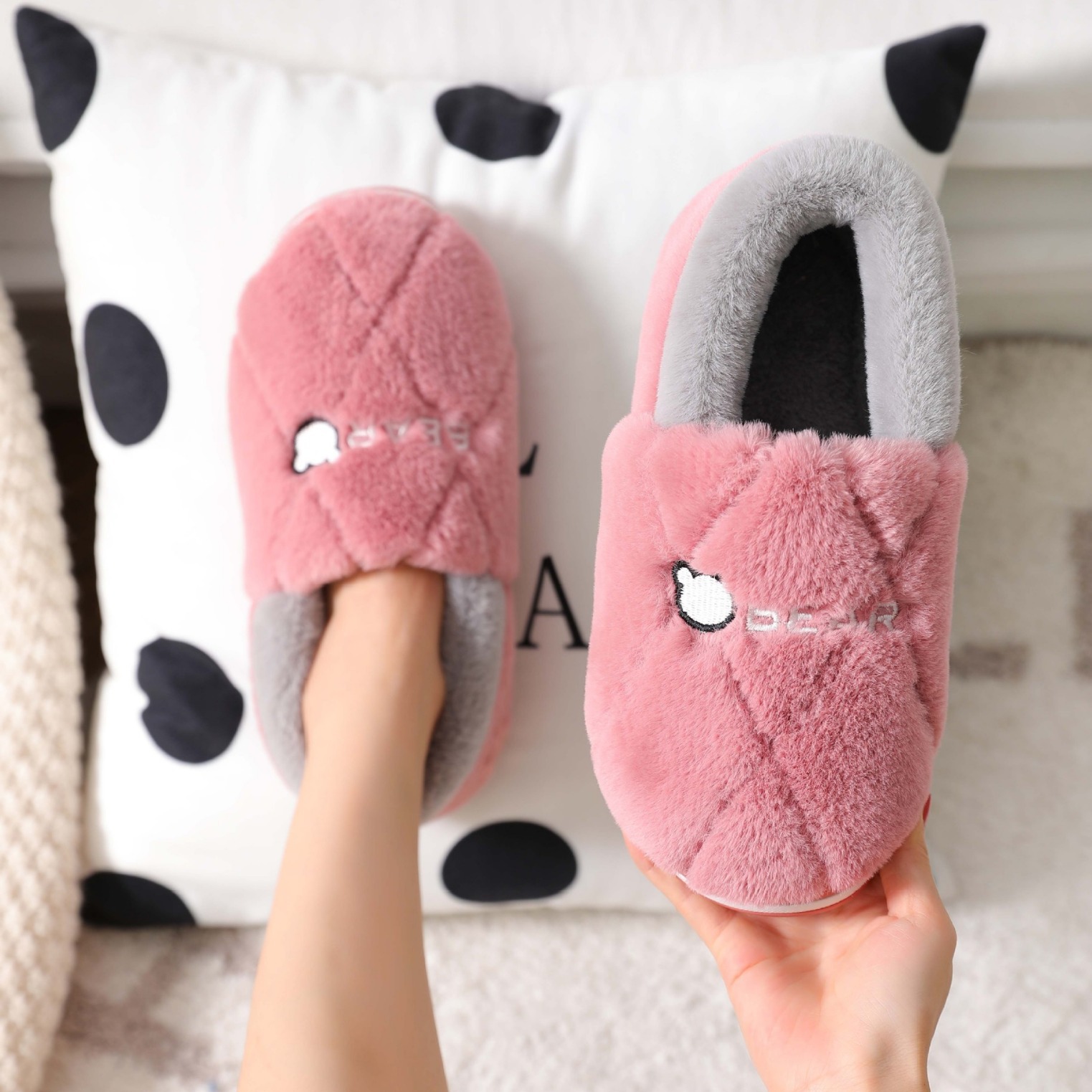 Cotton Slippers for Women's Home Autumn and Winter Home Indoor Warm Couple Plush Home Confinement Shoes Street Stall Cotton Slippers Wholesale