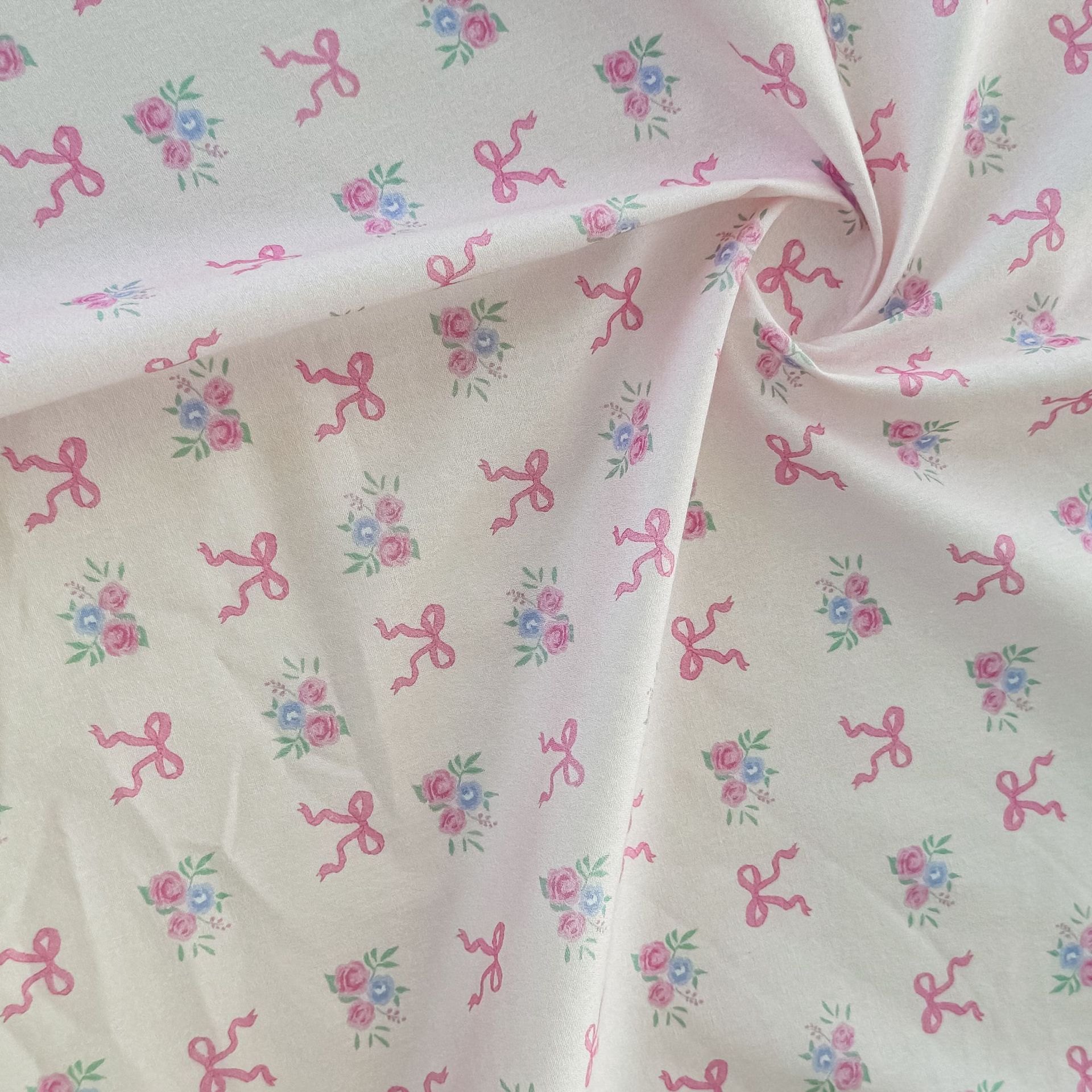 Picture of Cotton INS Wind Bow Floral Printed and Dyed Cloth Bags Children's Clothing dress Home Clothes Pajamas Clothing Fabric