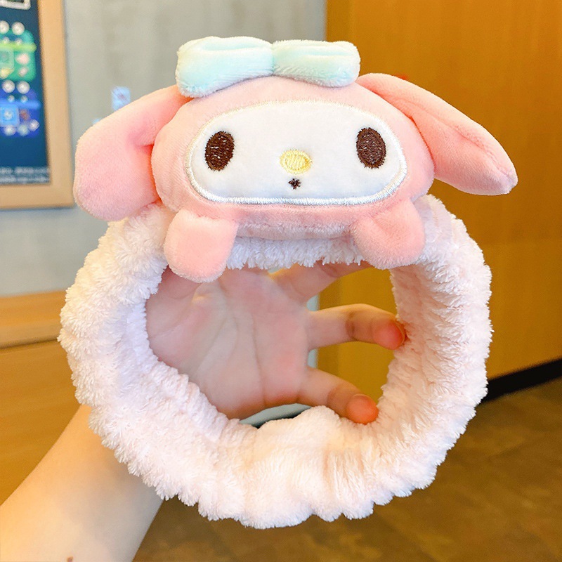 Picture of Special Headband for Face Washing for Women 2025 New Autumn and Winter Cute Bear Headband Hairband Hairpin Hair Accessory Plush Headwear