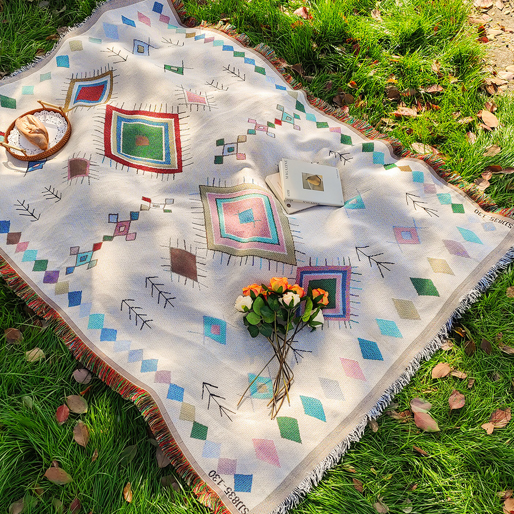 Morocco Geometric Outdoor Camping Blanket Lawn Mat Cotton Yarn Woven Nap Cover Blanket Tent Moisture-proof Picnic Mat