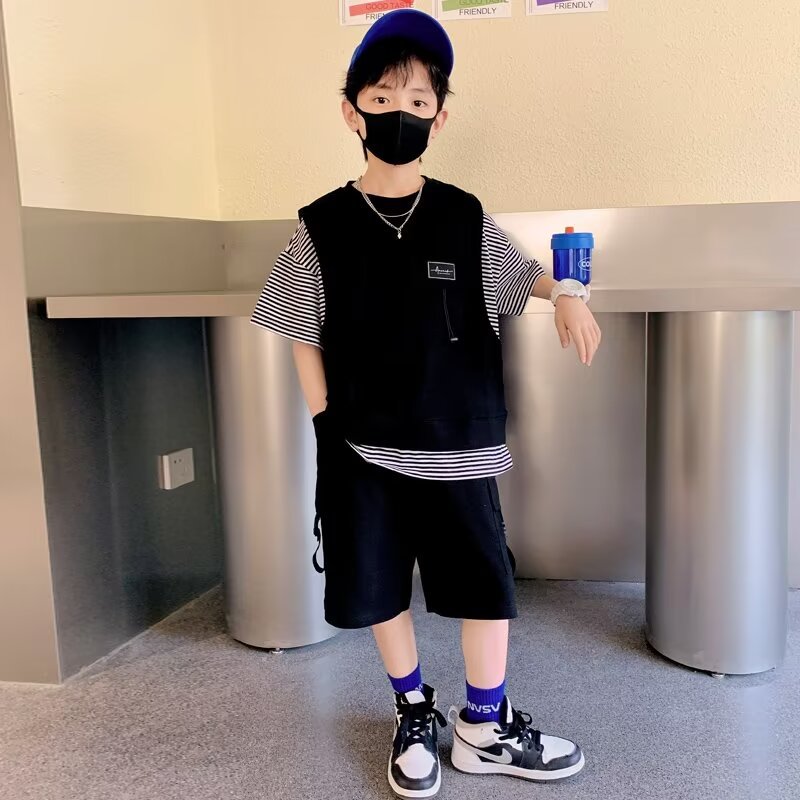 Picture of Children's Clothing Boy's Suit Summer Short-sleeved 2024 New Style Fashionable Western Style Boy's Handsome Clothes Summer Clothes