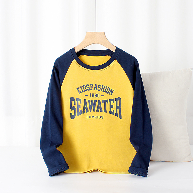 Picture of Spring and Autumn Korean Style New Children's Long-sleeved T-shirt Large Children's All-match Raglan Cotton Cashmere Top Boys' Base Shirt
