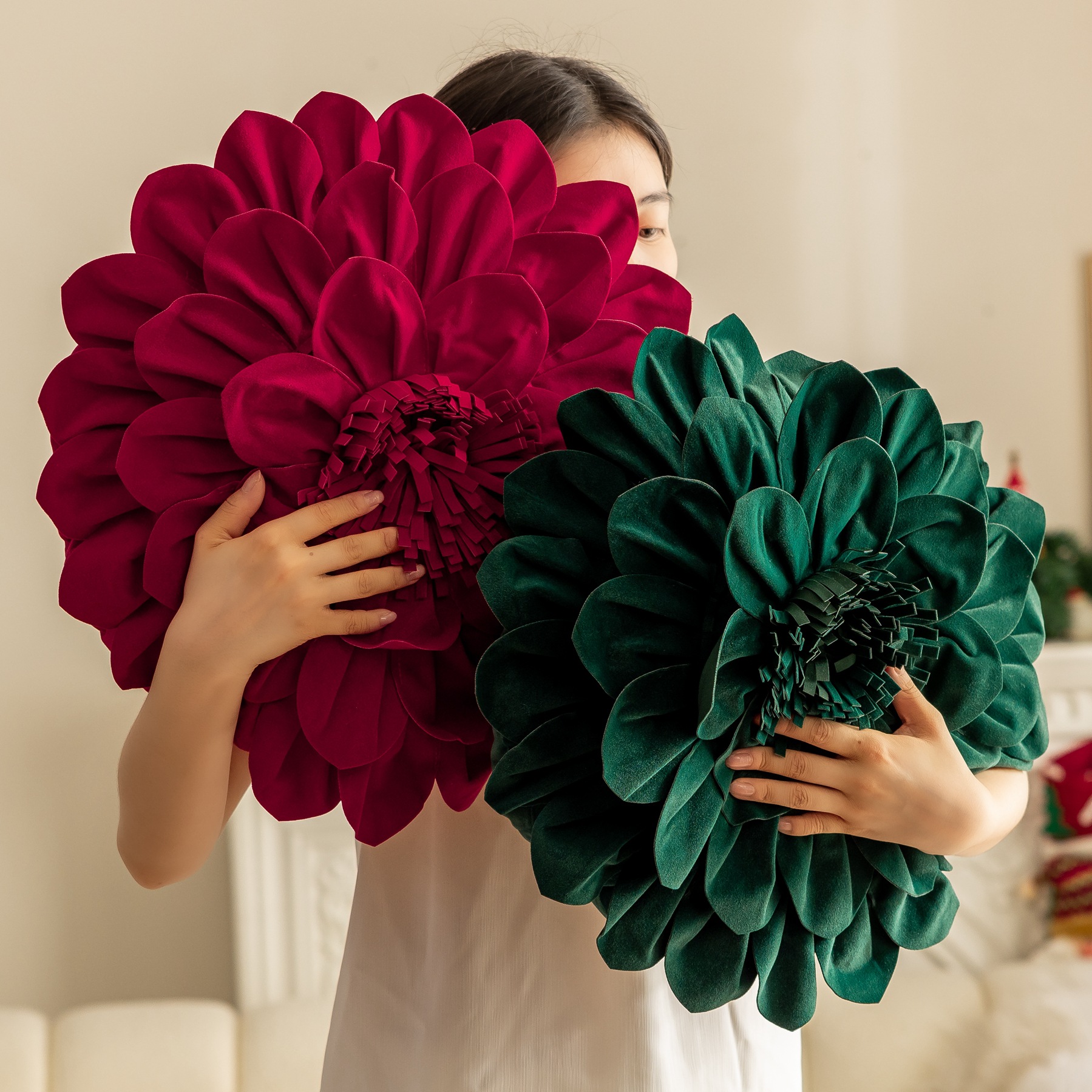 New Red and Green Flower Pillow Case European and American Ins Style Christmas Petal Sofa Cushion Pillow Hotel Homestay Car