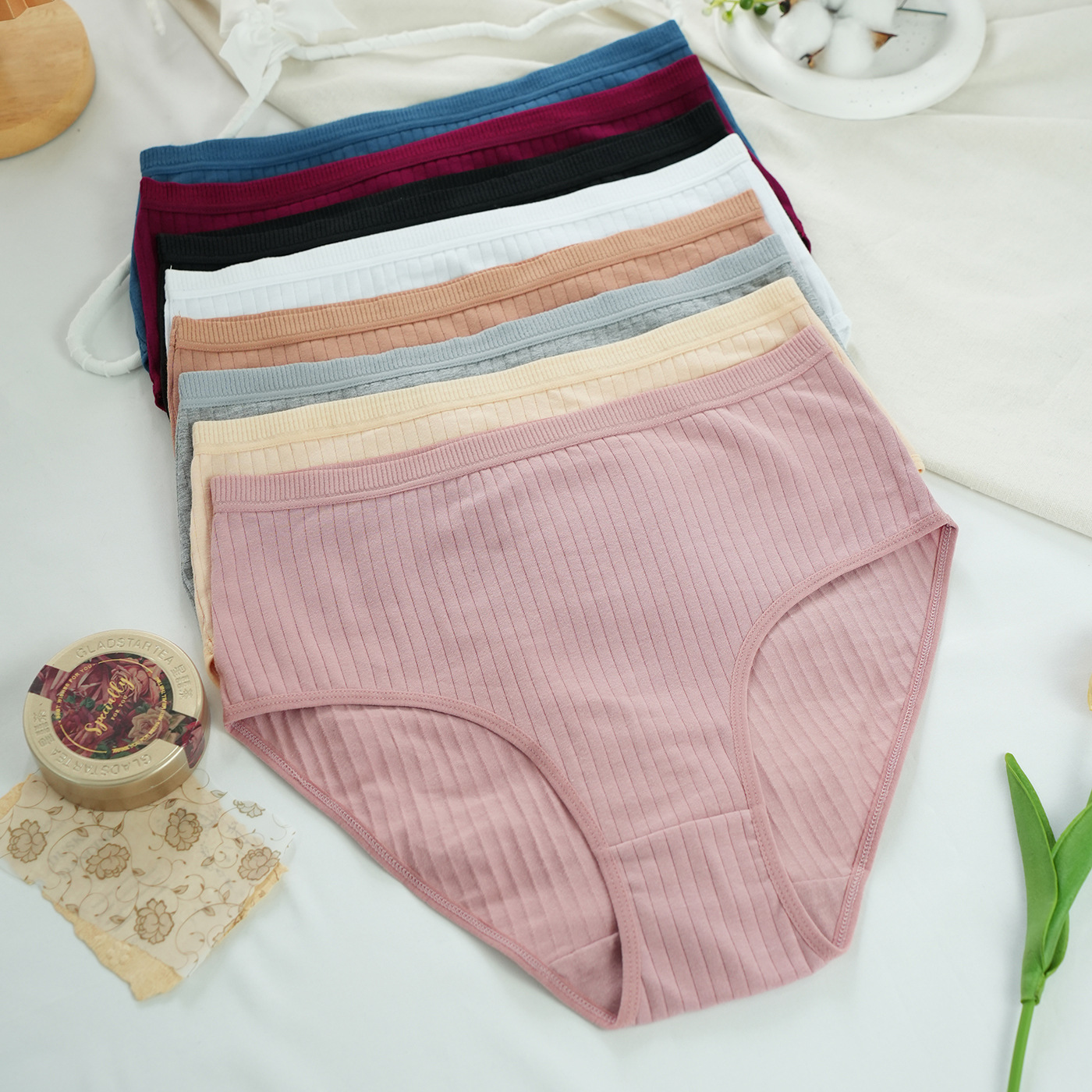 Picture of Amazon Butt Lifting High Waist Underwear Pure Cotton Women's Large Size Breathable Women's Briefs Pure Cotton High Waist Tummy Control Underwear Women
