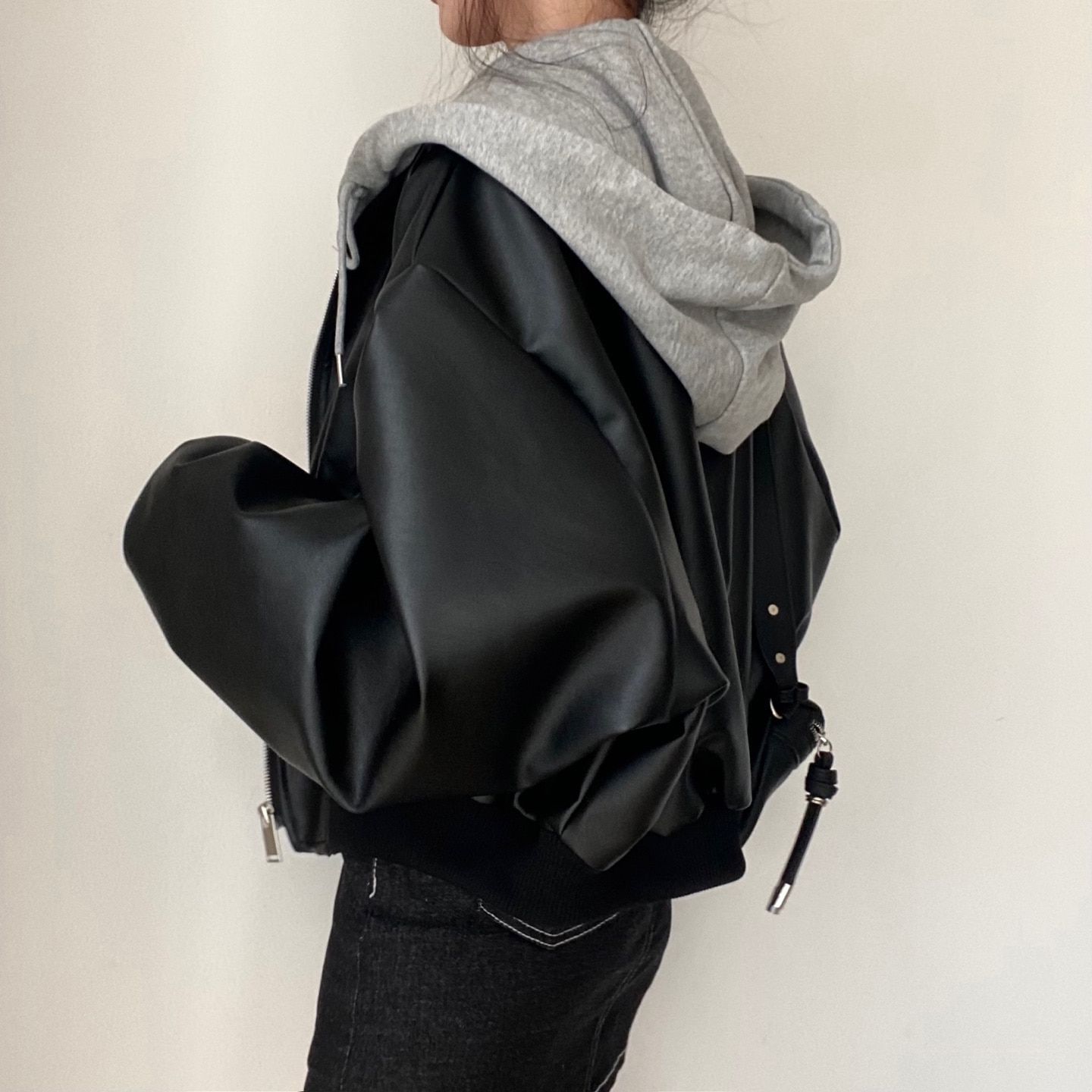 Picture of Korean Chic Autumn and Winter Niche Retro Zipper Double Pocket Casual Loose Versatile Faux Two-Piece Hooded Leather Jacket