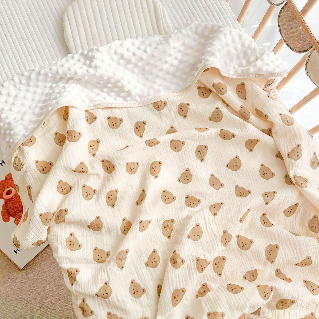 Picture of Bean Blanket Baby Quilt Summer Thin Gauze Air-conditioning Quilt Wholesale Children's Cotton Wrinkle Baby Blanket for Hair