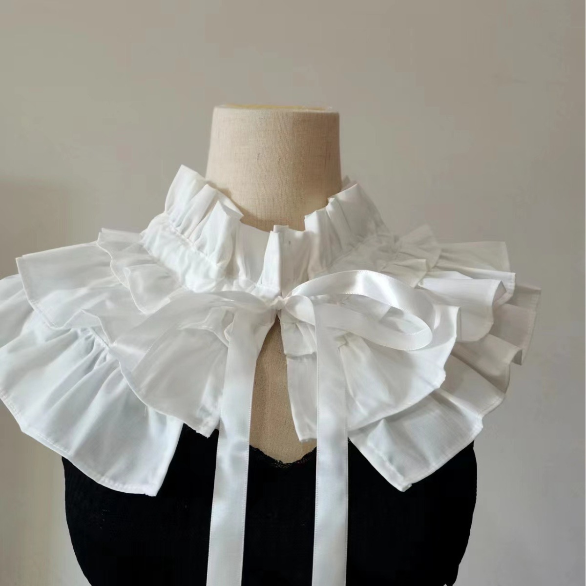 Picture of Pure Cotton Pleated Ruffle Adjustable Collar for Women, French Stand Collar, Pleated Multifunctional Detachable Collar, Total Length 75cm, Turn-Down Collar