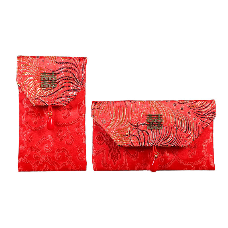Picture of Brocade Fabric 10,000 Yuan Red Envelope Bag Wholesale Engagement Gift Wedding Tea Ceremony 10,000 Yuan Modified Lipstick Bag Wedding Velvet Red Envelope