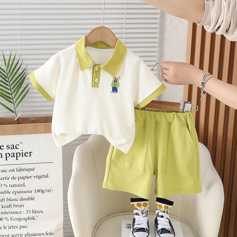 Picture of Boys Summer Short-sleeved Suit New Korean Style Handsome Boys Summer Chest Collar Bear Short-sleeved Suit