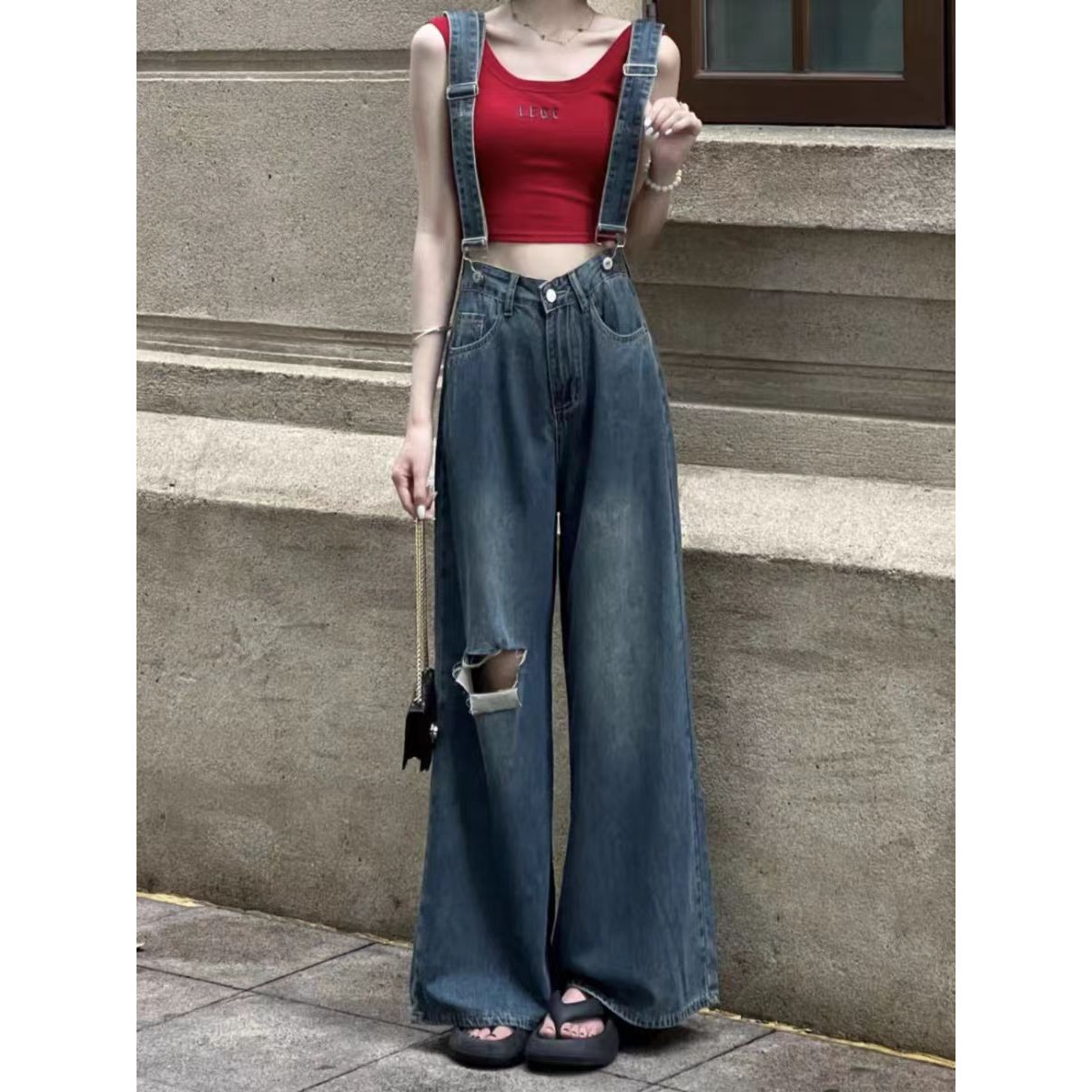 Summer design sense niche, high-waisted slimming, straight wide-leg suspender one-piece long pants, ripped denim overalls, women