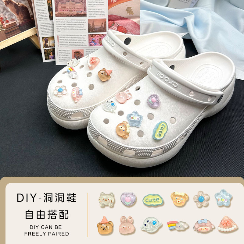 [Ice through animals] hole shoes shoes summer cute slippers decorative buckle accessories shoe buckle accessories
