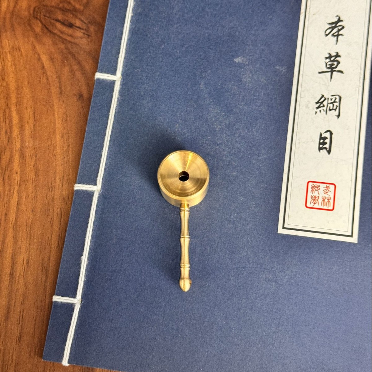 Picture of Senshe Brass Outdoor Chicken Whistle Bird Whistle Outdoor Survival Whistle Copper Whistle Pendant Bamboo Handle Whistle Keychain Pendant