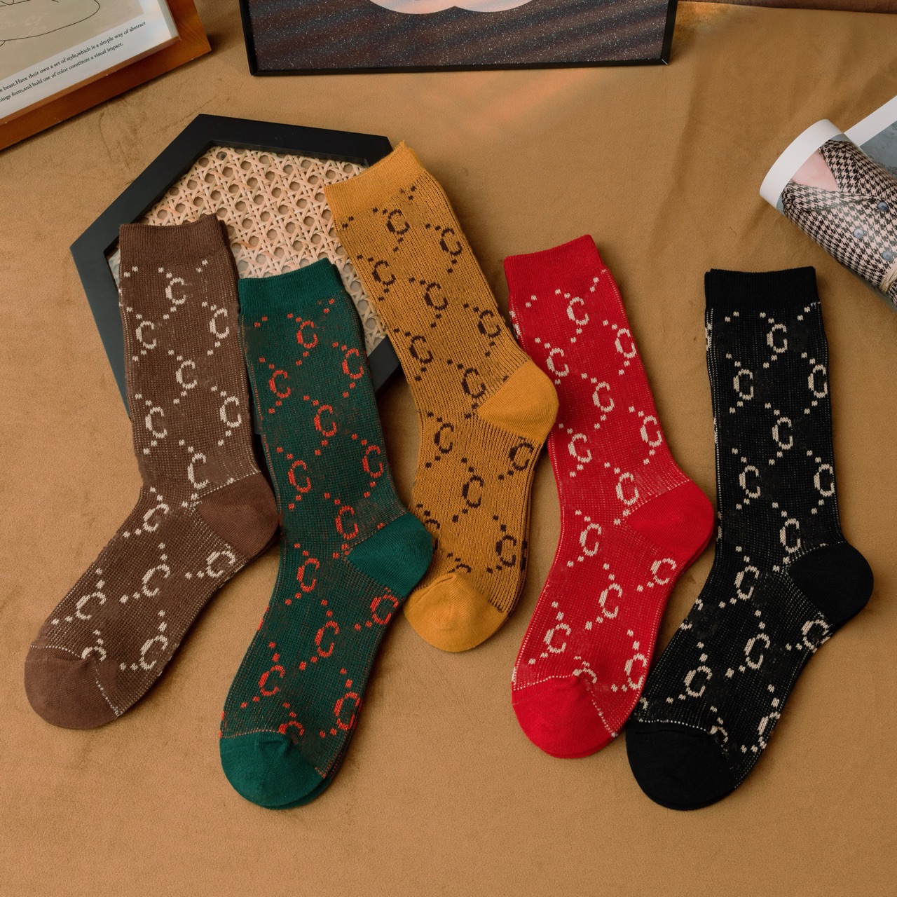 European gold and silver silk new g socks double needle letters fashion women's socks ins British wind College personality casual warm