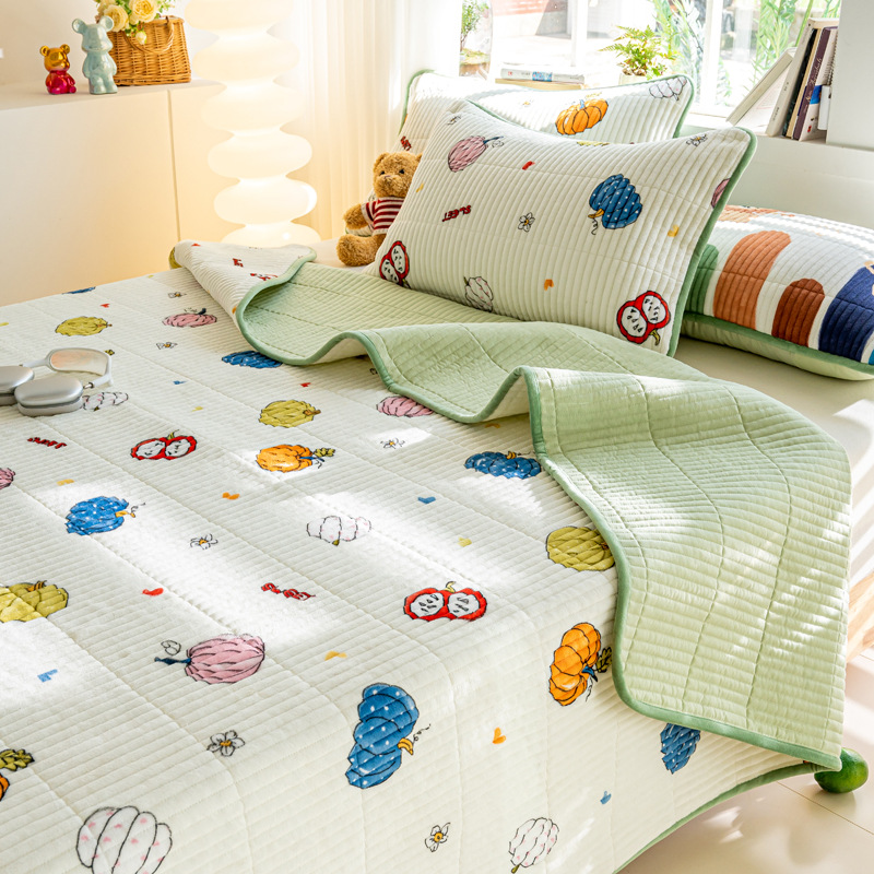Picture of Milk Velvet Bed Cover Three-Piece Set, Class a Maternal and Infant Grade, Autumn and Winter Single Quilted Non-Slip Bed Sheet, Coral Velvet Kang Cover, Thickened