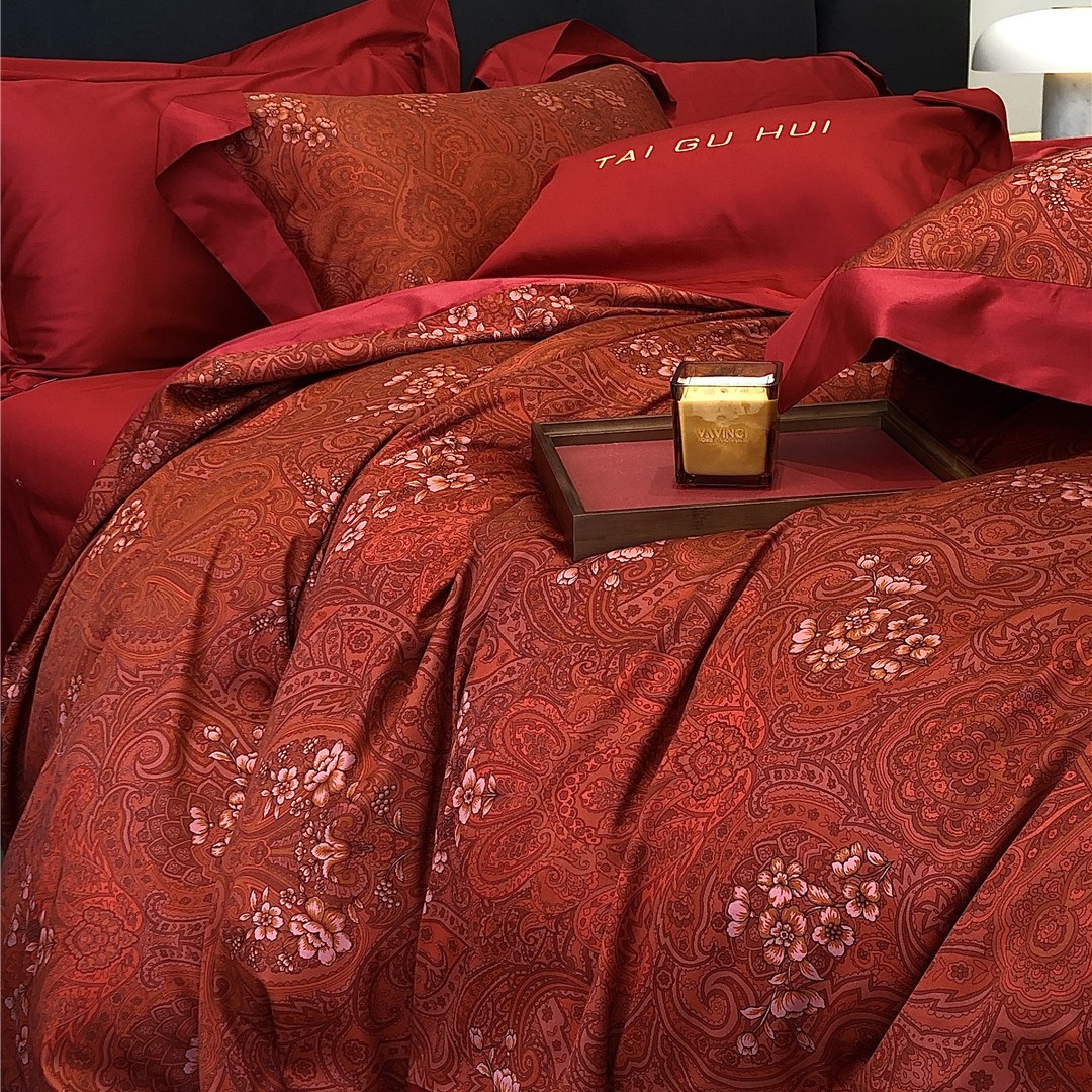 Picture of French flower wedding red cotton long-staple cotton four-piece set high-end dowry housewarming festive bedding home textile