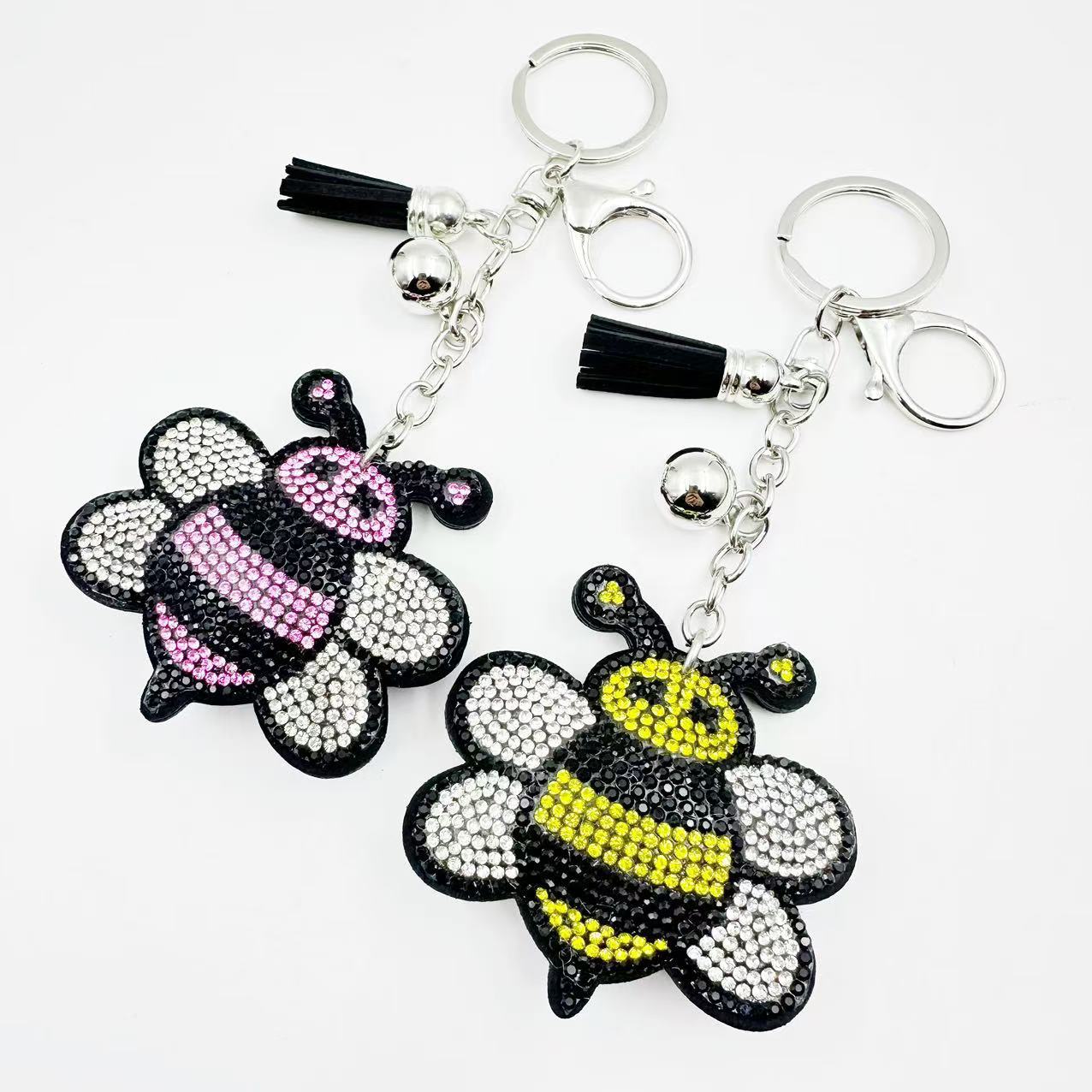 Cute Hot Drilling Bee Bag Pendant Diamond-encrusted Leather Tassel Keychain Pendant Cute Car Key Accessories