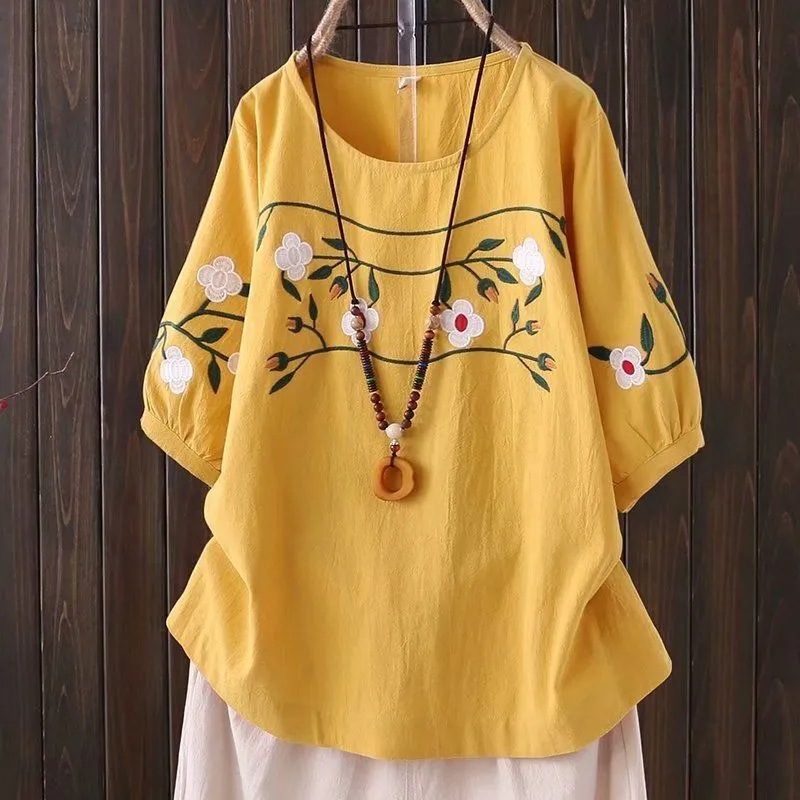 Picture of Women's Artistic Retro Embroidery Summer New Ethnic Style Cotton and Linen plus size Loose Slimming Short-sleeved Meat Covering T-shirt